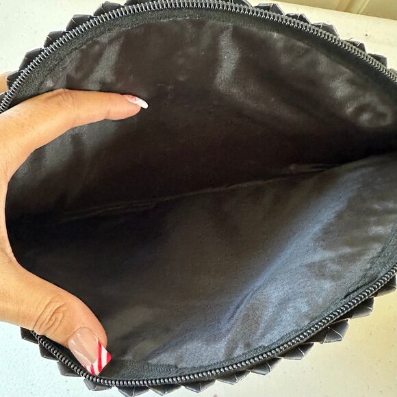 Hawaiian Lauhala Mahina Pandan Leaf Half Moon Woven Lined Zipper Clutch Purse - Picture 4 of 4